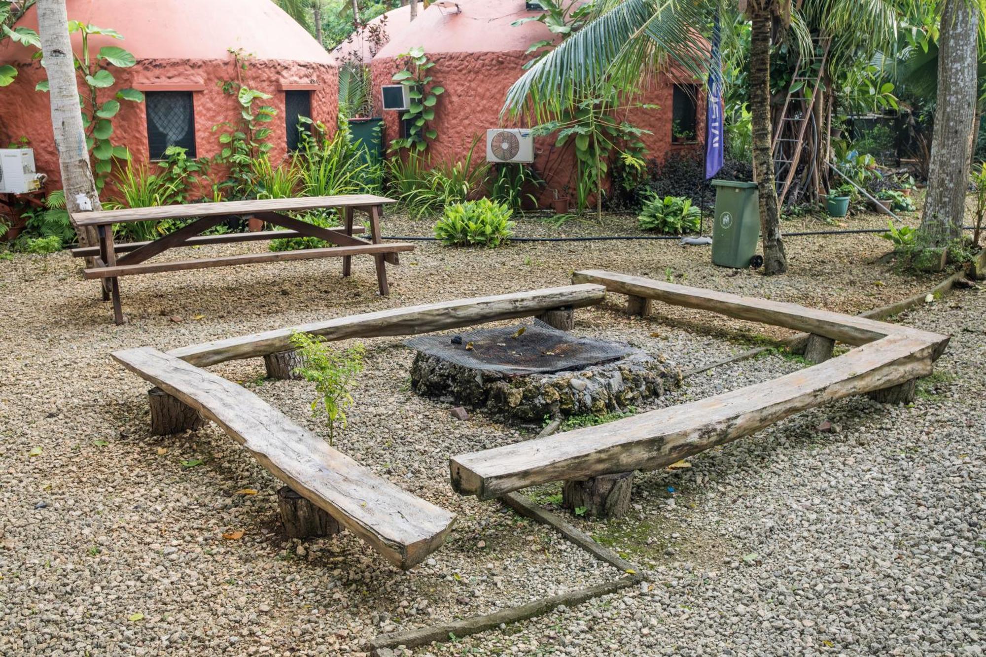 Panglao Chocolate Hills Hostel Kültér fotó